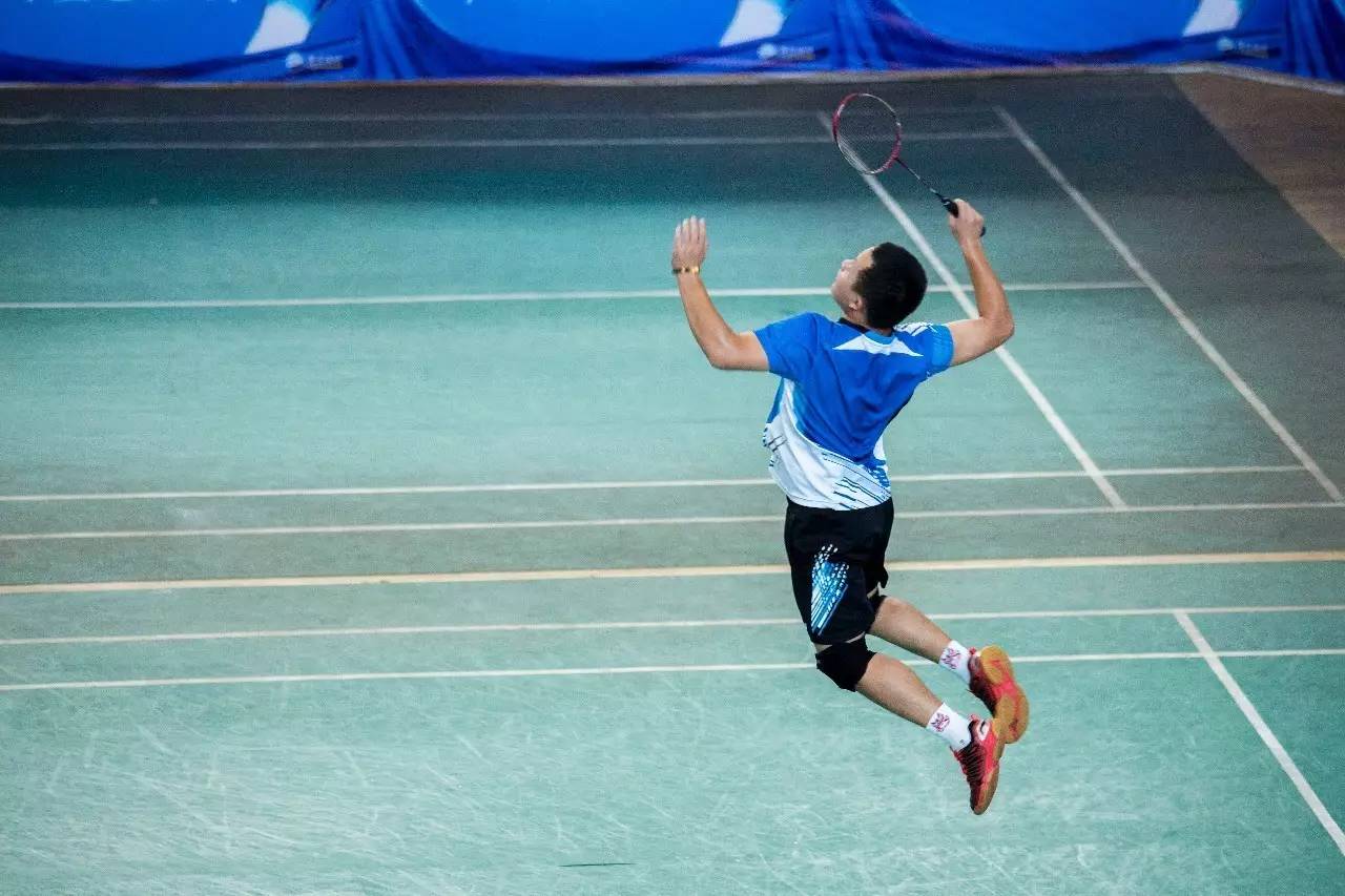 体育消费与 体育消费与